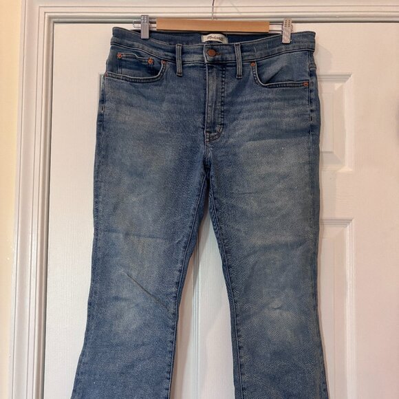 Madewell Mid-Rise Curvy Kick Out Jeans (Size 30) - Picture 1 of 2